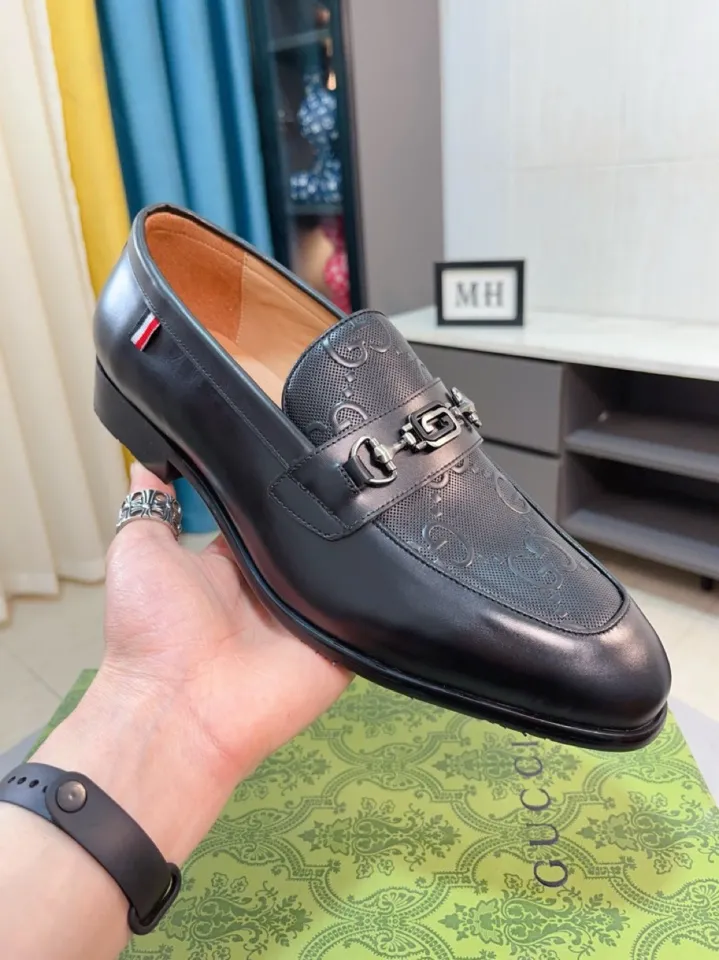 Men's shoes 💰500🌹🌹Niuli [GUCCI Gucci] A new style of formal men's leather shoes is coming~ The original quality upper is made of patent leather imported from Italy, the leather is soft and delicate, comfortable and soft first-layer cowhide lining, rubber wear-resistant outsole, the shoe shape is dignified and domineering, and the luxury charm cannot be concealed! The natural and free nouveau riche leads the trend. Code number: 38-44